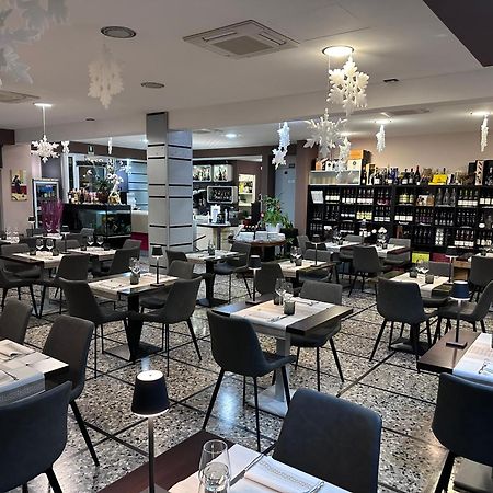 Hotel Le Nereidi Черво Екстер'єр фото