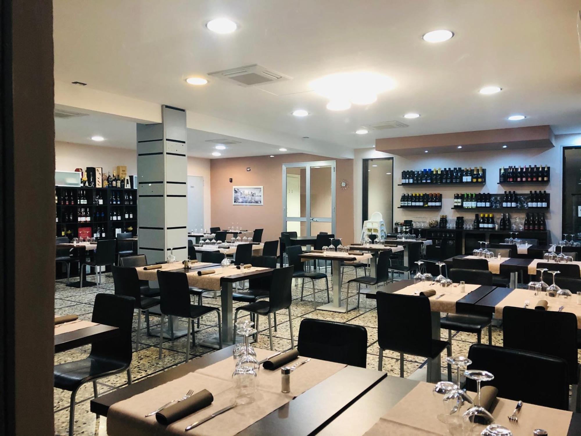 Hotel Le Nereidi Черво Екстер'єр фото
