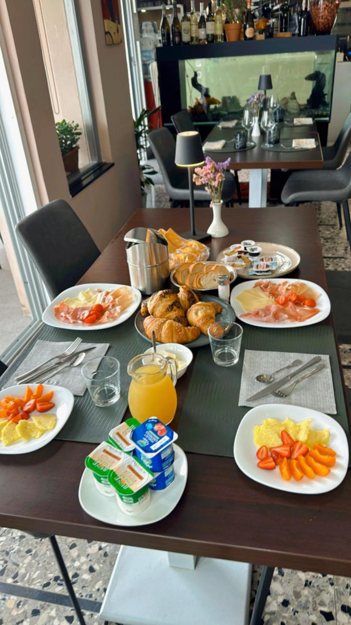 Hotel Le Nereidi Черво Екстер'єр фото