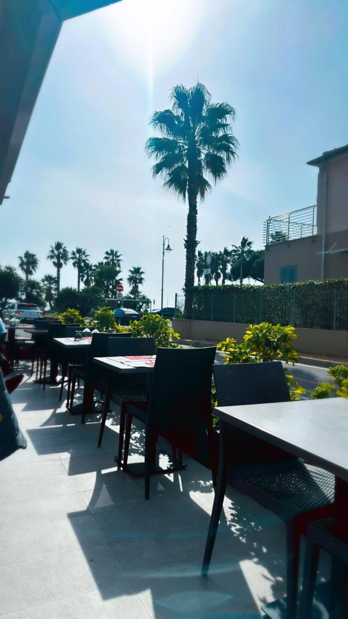 Hotel Le Nereidi Черво Екстер'єр фото